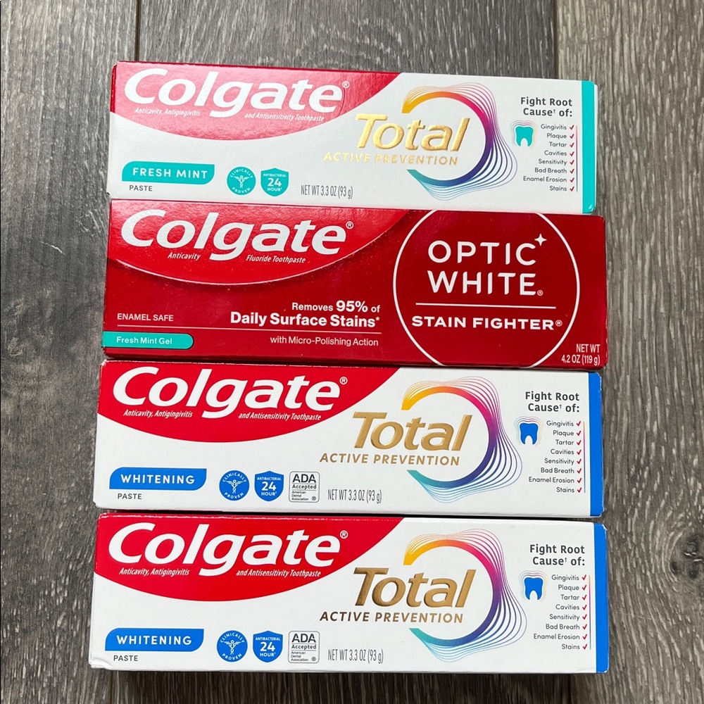 Lot of 4 UNOPENED Colgate Toothpastes